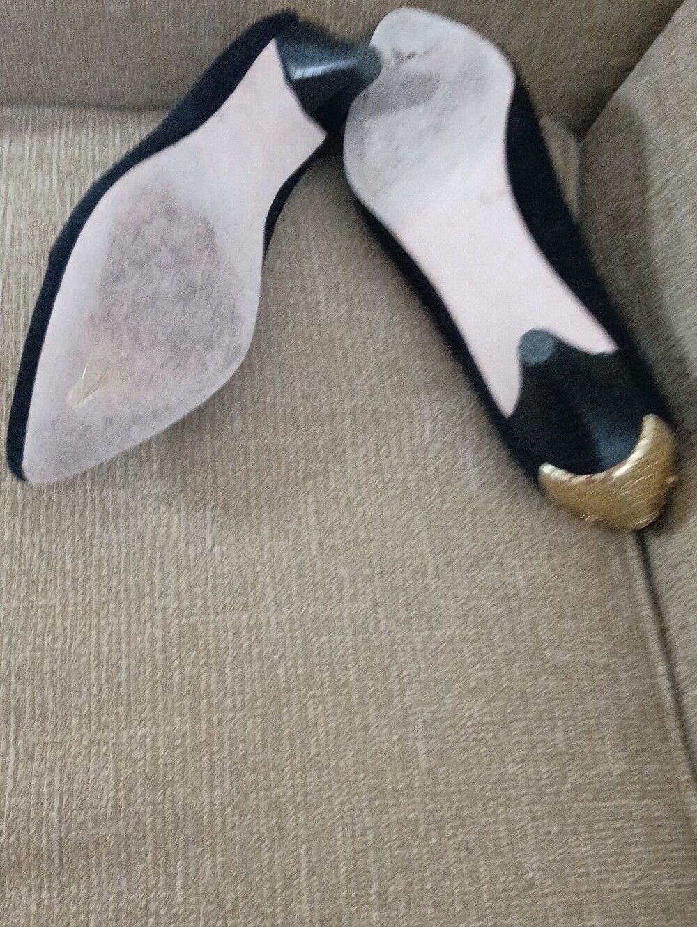 Beverly Feldman Black & Brown Pointed Toe Flats - Picture 7 of 9